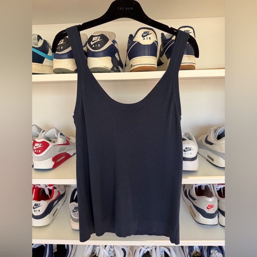 The Row Seneca Top / Midnight / size L